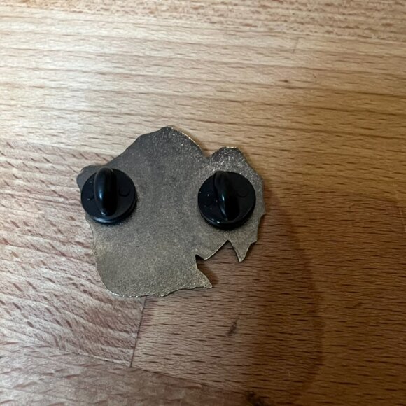 Skeleton Pin - Picture 2 of 3